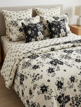 Bedsheet 5 pieces black white monochrome floral