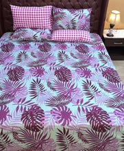 Bedsheet 5 pieces magenta leaf