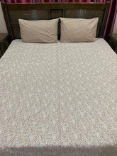 Comforter set 6 piece yellow paisley