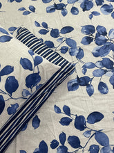 Bedsheet 5 pieces dark blue leaf