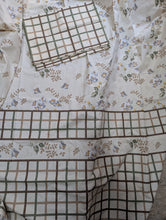 Bedsheet 5 piece beige floral with brown