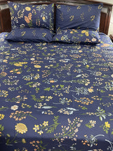 Bedsheet 5 pieces blue flower dust