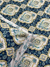 Bedsheet 5 pieces vibrant blue