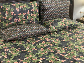 Bedsheet 5 pieces green flowers