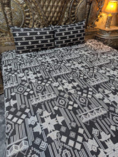 Bedsheet 5 pieces black geometric