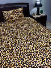 Single bedsheet leopard