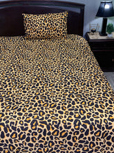 Single bedsheet leopard